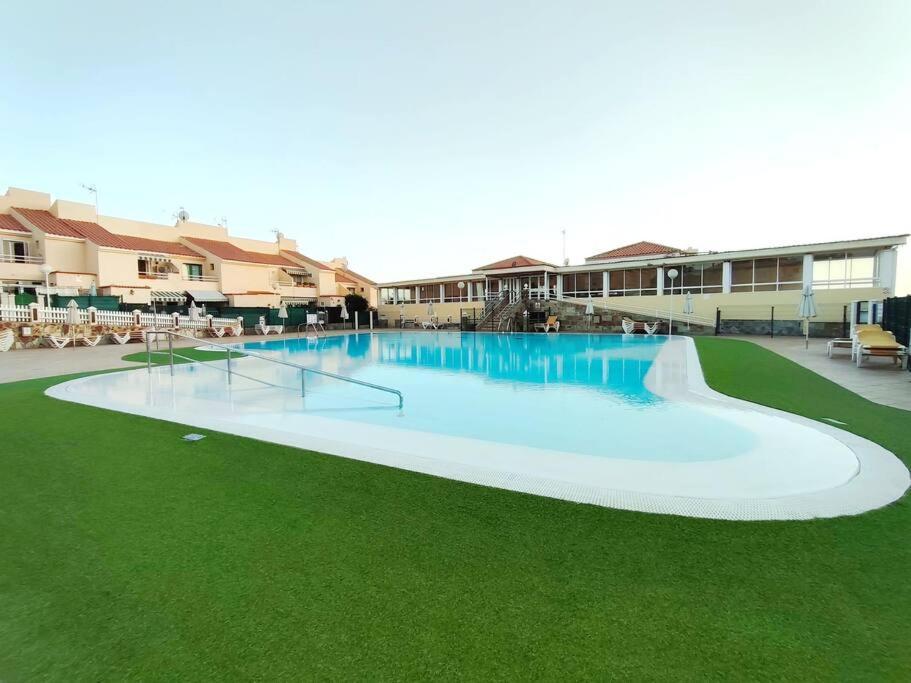 Pool Apartment Maspalomas By Wave Properties San Bartolomé Extérieur photo